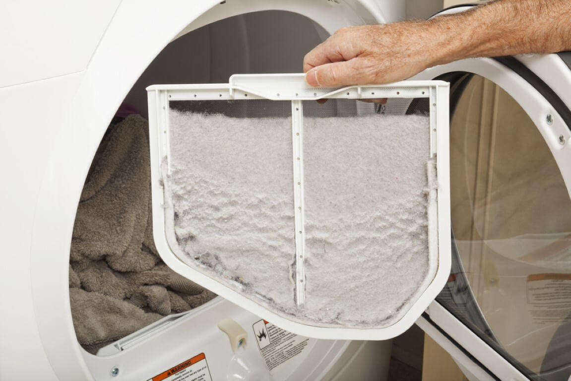 Keeping the Washer Lint Trap Clean